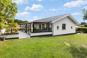 Villa på Rosenvej 24, Tulstrup, 3400 Hillerød
