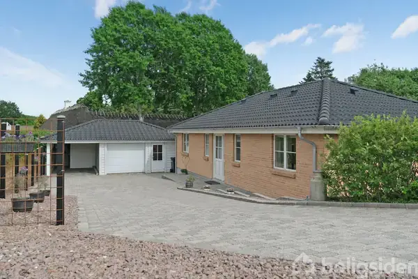 Villa på Kamgårdsvej 84, 5690 Tommerup