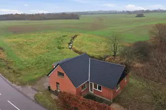 Villa på Fløjbjergvej 56, Hjarup, 6580 Vamdrup