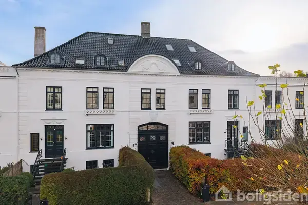 Ejerlejlighed på Christiansholms Parallelvej 9, 2., 2930 Klampenborg