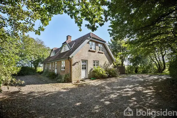 Villa på Engmarkvej 10, 7620 Lemvig