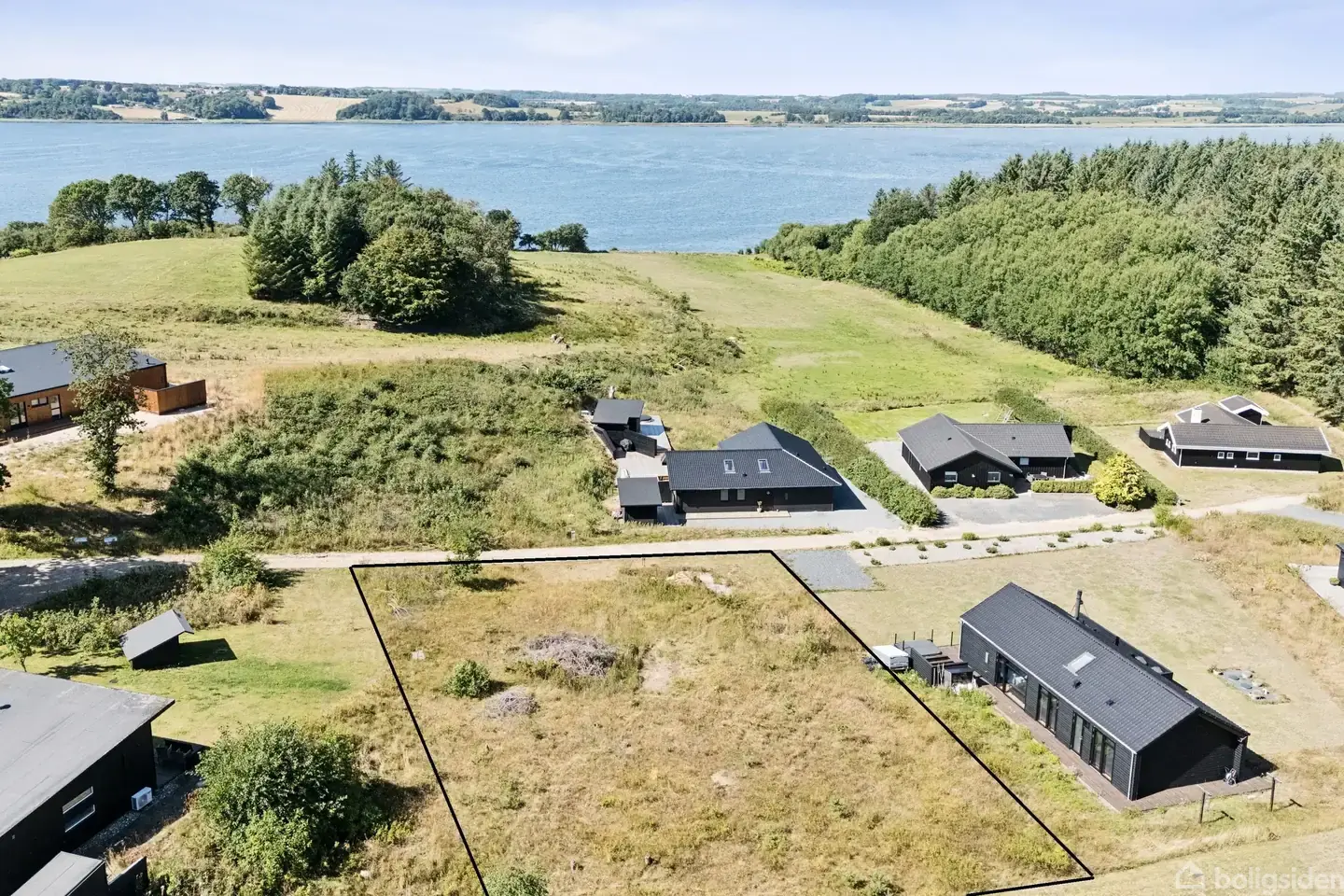 Fritidsgrund på Lynderup Strand 24, 8832 Skals