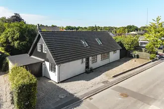 Villa på Skovvej 95, 4990 Sakskøbing