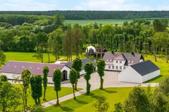 Landejendom på Herningvej 68, Vistorp, 7540 Haderup