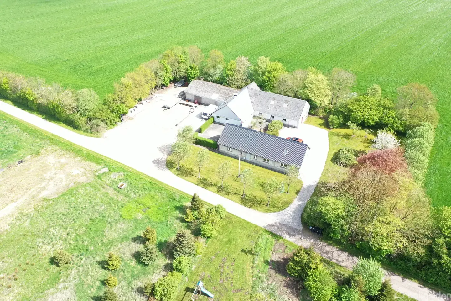 Landejendom på Hannerupvej 18, 9620 Aalestrup