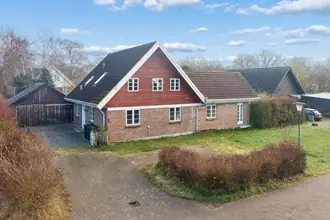 Villa på Ved Søen 4, Undløse, 4340 Tølløse