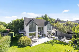 Villa på Elmehøjvej 39B, 8270 Højbjerg