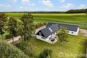 Landejendom på Gultentorpvej 101, 9230 Svenstrup J