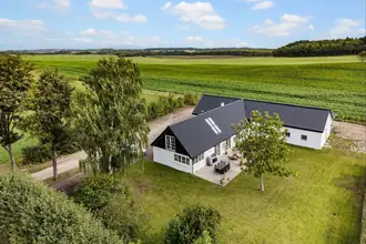 Landejendom på Gultentorpvej 101, 9230 Svenstrup J