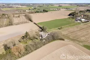Landejendom på Albanivej 134, 5792 Årslev