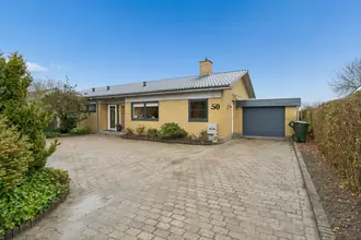 Villa på Kirkedalsvej 50, Rårup, 7130 Juelsminde