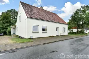 Villa på Øgelundvej 80, 7323 Give