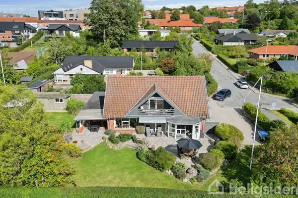 Villa på Tjurvej 6, 8410 Rønde