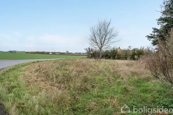 Helårsgrund på Landevejen 2, 8305 Samsø