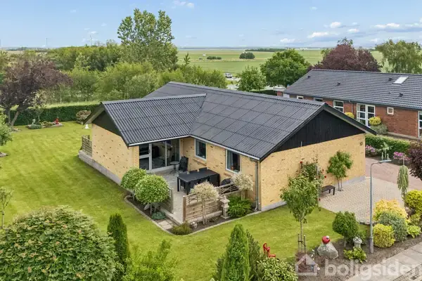 Villa på Kærløbervej 13, 9270 Klarup