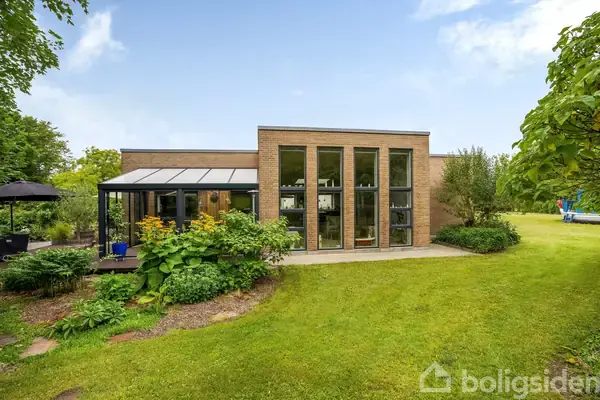 Landejendom på Ørslevvej 2, 5592 Ejby