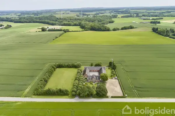 Villa på Løsningvej 13, 8762 Flemming