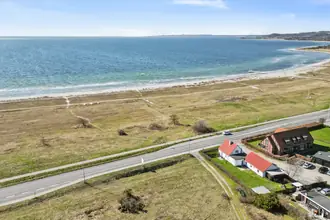 Villa på Lillevej 2, Lyngsbæk, 8400 Ebeltoft