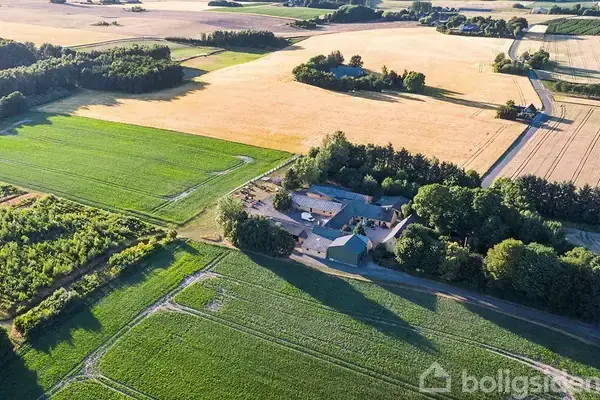 Landejendom på Råsøvej 11, 4160 Herlufmagle