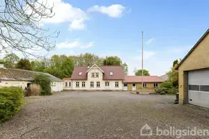 Landejendom på Varregårdvej 12, 6600 Vejen