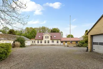 Landejendom på Varregårdvej 12, Veerst, 6600 Vejen