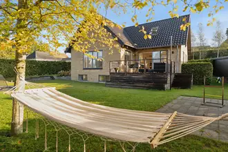 Villa på Bakkedraget 2, 8270 Højbjerg