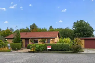 Villa på Holbergsvej 12, 8723 Løsning