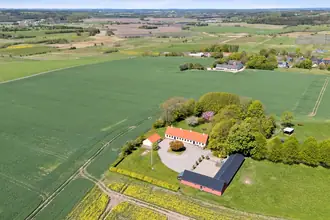 Landejendom på Pedersmindevej 22, Kastbjerg, 8970 Havndal