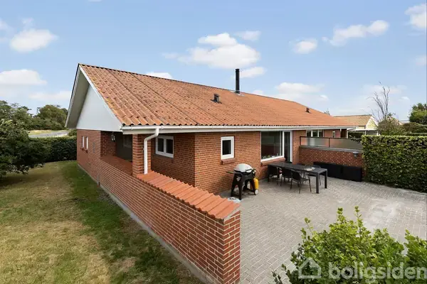 Villa på Korsholm 27A, 9370 Hals