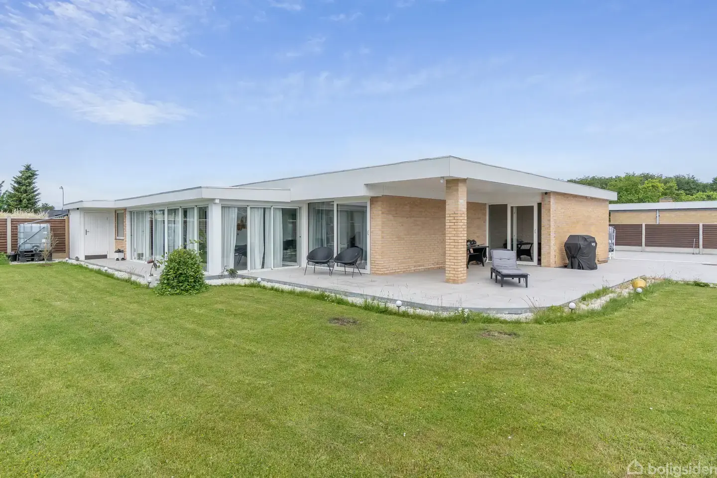 Gennemrenoveret villa med eksklusive detaljer
