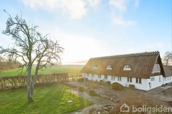 Landejendom på Tuehuse 9, 4653 Karise