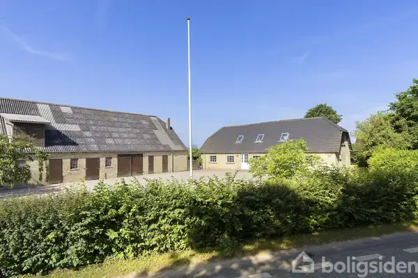 Landejendom på Marslev Byvej 23, 5290 Marslev