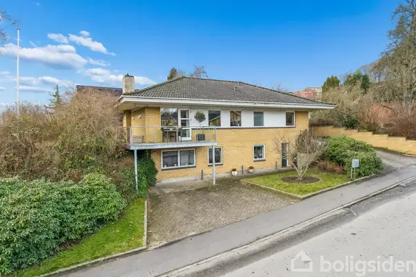 Villa på Højsletten 1, 7120 Vejle Øst