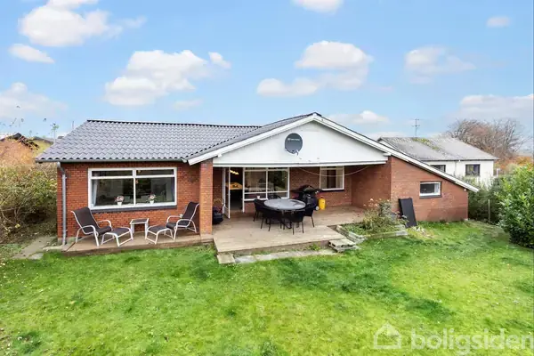 Villa på Fredensgade 1, 7870 Roslev