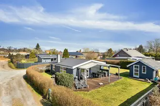 Fritidshus på Viggo Andersensvej 1, Høll, 7080 Børkop