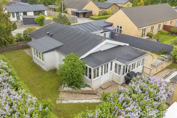 Villa på Enggårdsvej 8, 5270 Odense N