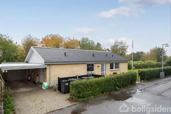 Villa på Poppelvej 14, 3320 Skævinge