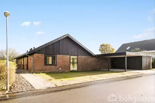 Villa på Sarpsborgvej 5, 7600 Struer