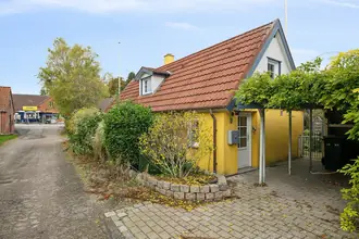 Villa på Husflidsstræde 1, 4873 Væggerløse