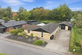 Villa på Skovgårdsvænget 584, 8310 Tranbjerg J