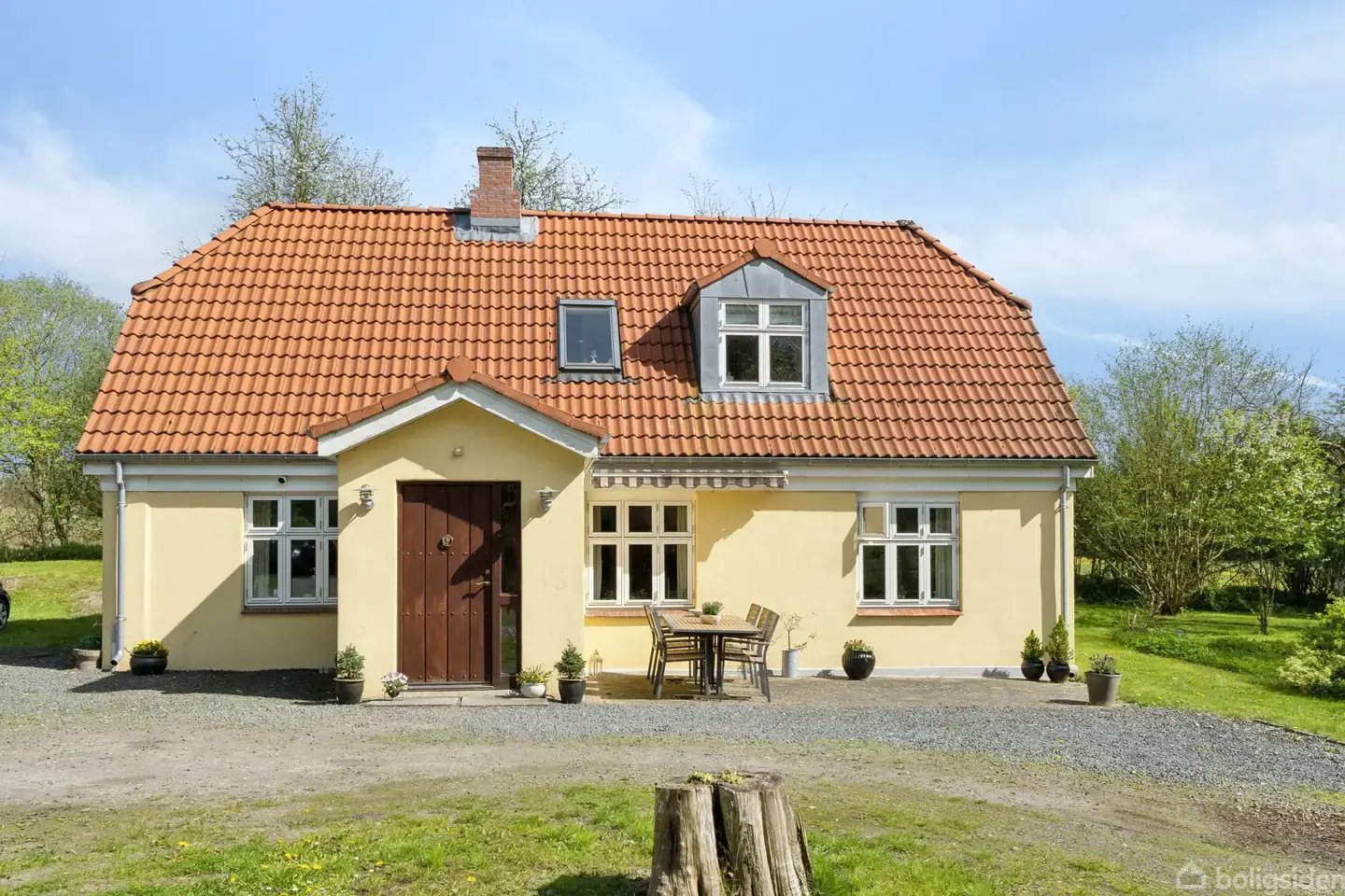 Landlig idyl og bynær beliggenhed!