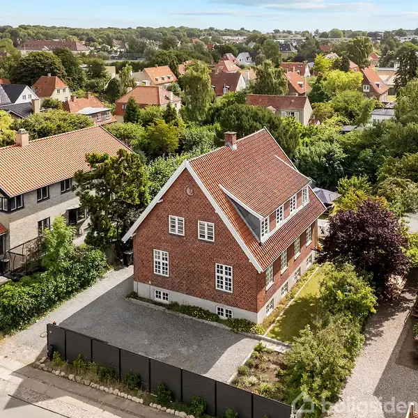 Villa på Hartmannsvej 12, 2900 Hellerup