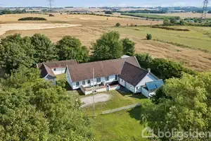 Villa på Nyvangs Allé 3, 8380 Trige