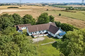 Villa på Nyvangs Allé 3, Spørring, 8380 Trige