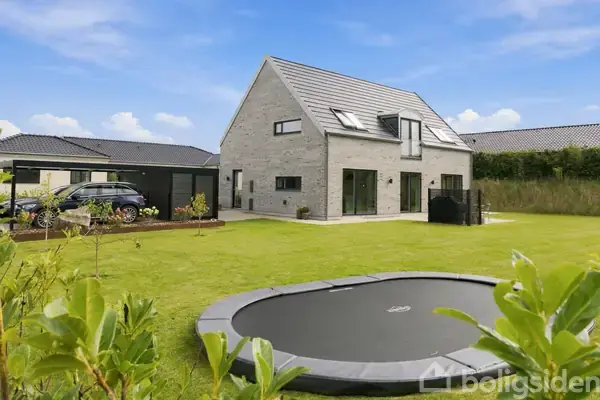 Villa på Amorbuen 2, 3400 Hillerød