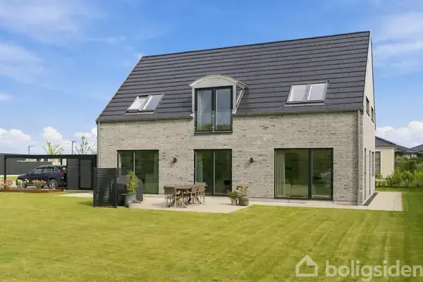 Villa på Amorbuen 2, 3400 Hillerød