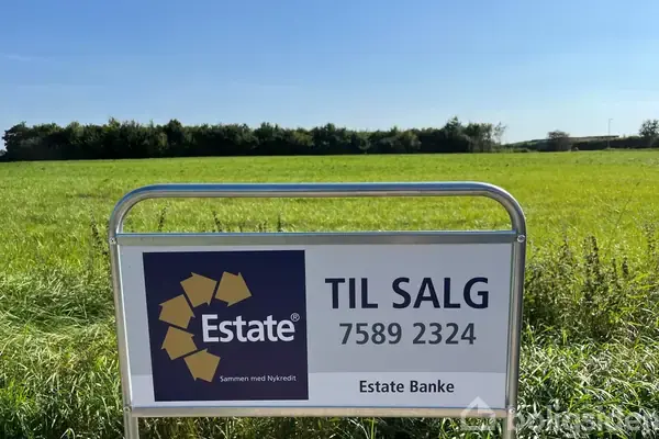 Helårsgrund på Fejringmarken 74, 8722 Hedensted