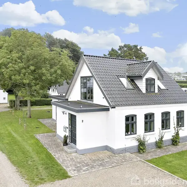 Villa på Dynt Strandvej 2, 6310 Broager