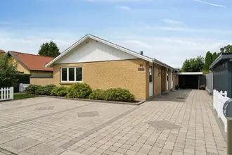 Villa på Ahornvej 29, Dyrup, 5250 Odense SV