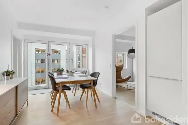 Ejerlejlighed på Åboulevarden 80, st., 8000 Aarhus C